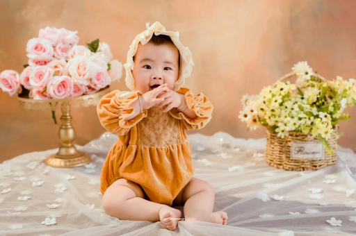 黑河宝宝老是出汗什么原因